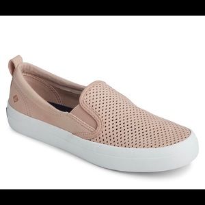 Sperry Crest Twin Gore Perf Sneaker size 6.5